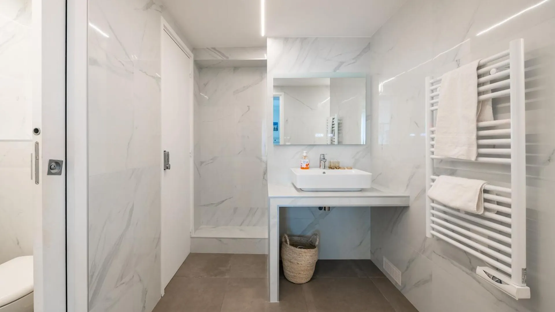 50m2 Rue Rambuteau/pompidou/marais/hôtel De *